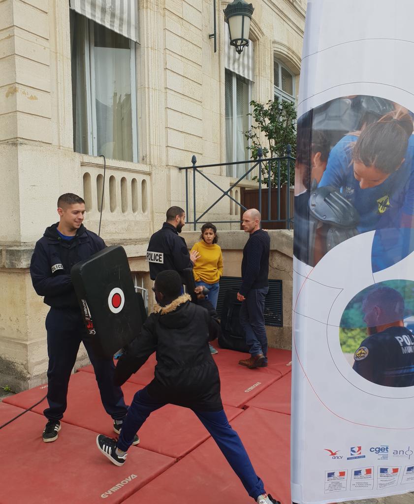 PoliCité tweet media