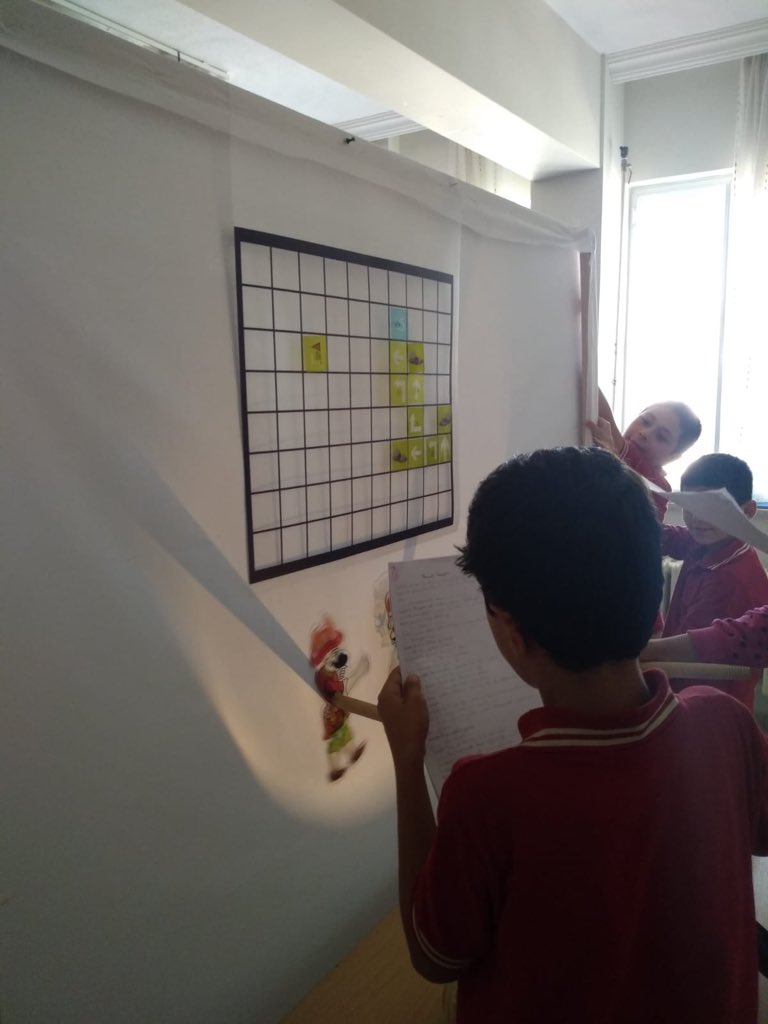 ItoGuclu's tweet image. Hacivat ve Karagöz..Gölgelerle kodluyorum...#codeWeekEU #codeWeekTurkey @MersinMEMArGe @AdemKoca46 @BaykalBasdemir @MezitliMEM @ahmetyalkin @gelecekegitimde @ali_tosun77 @meb_ailesi2023 @EgitimHerYerde