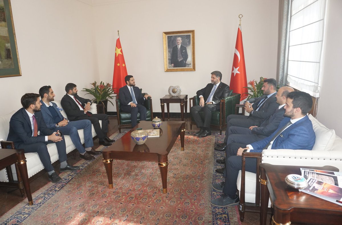 TC_PekinBE's tweet photo. Ambassador H.E A. Emin Önen today received Young Musiad Chairman Furkan Akbal and board members who are currently in Beijing to participate Asia-Africa Young Entrepreneurs Forum and exchanged views on business opportunities in China. https://t.co/iqXv4AbxHk
