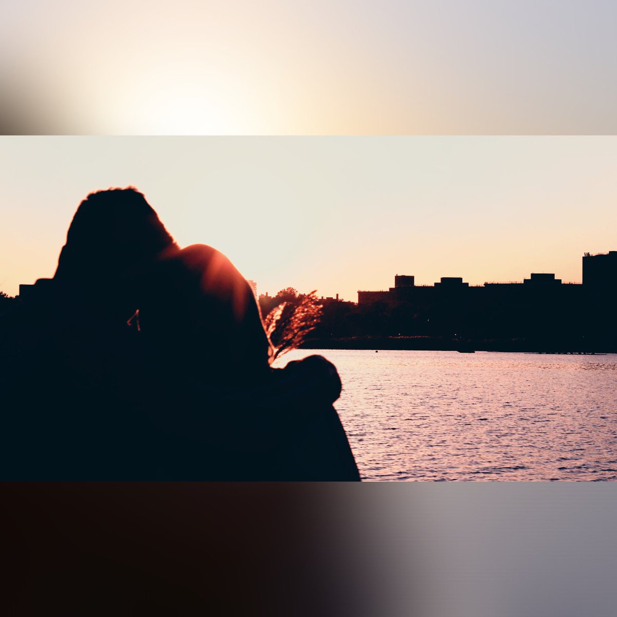 AngelPori4's tweet photo. Love can’t be measured by how long you wait, it’s about how well you understand why you are waiting..! 🤗 https://t.co/9GZ7AfAHOR