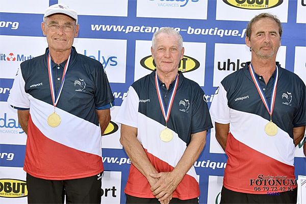 boulistenaute's tweet photo. Finale du CNC vétérans à #Montlucon avec WebTV #FFPJP “Mais la concurrence s'annonce des plus coriaces avec le club de Le Mée (77) qui alignera ses 3 champions de France en titre avec William Stohr, Christian Eckmann et ... ”  https://t.co/yOniyBUbTl https://t.co/PaDRHIyWhO