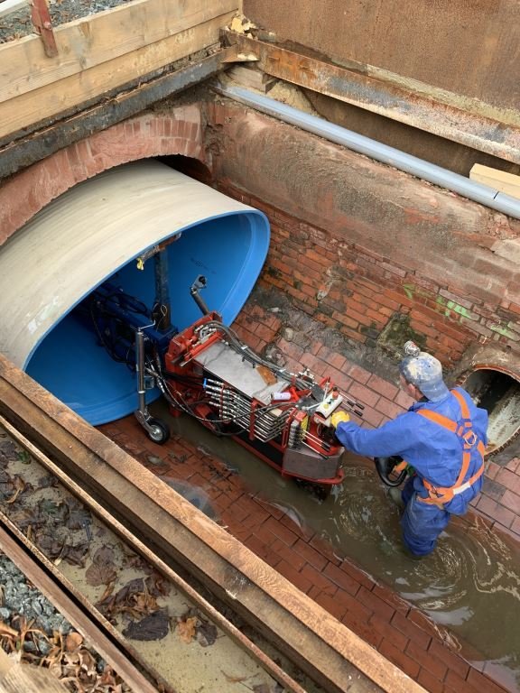 In #Bremen, parts of a 100+ year old, damaged #sewer are being renovated with Amiblu NC Line #pipes. The #GRP mouth profiles with a cross-section of 2250/1330mm renew the channel over a length of 290m, paving the way for further 150 years of #service life!