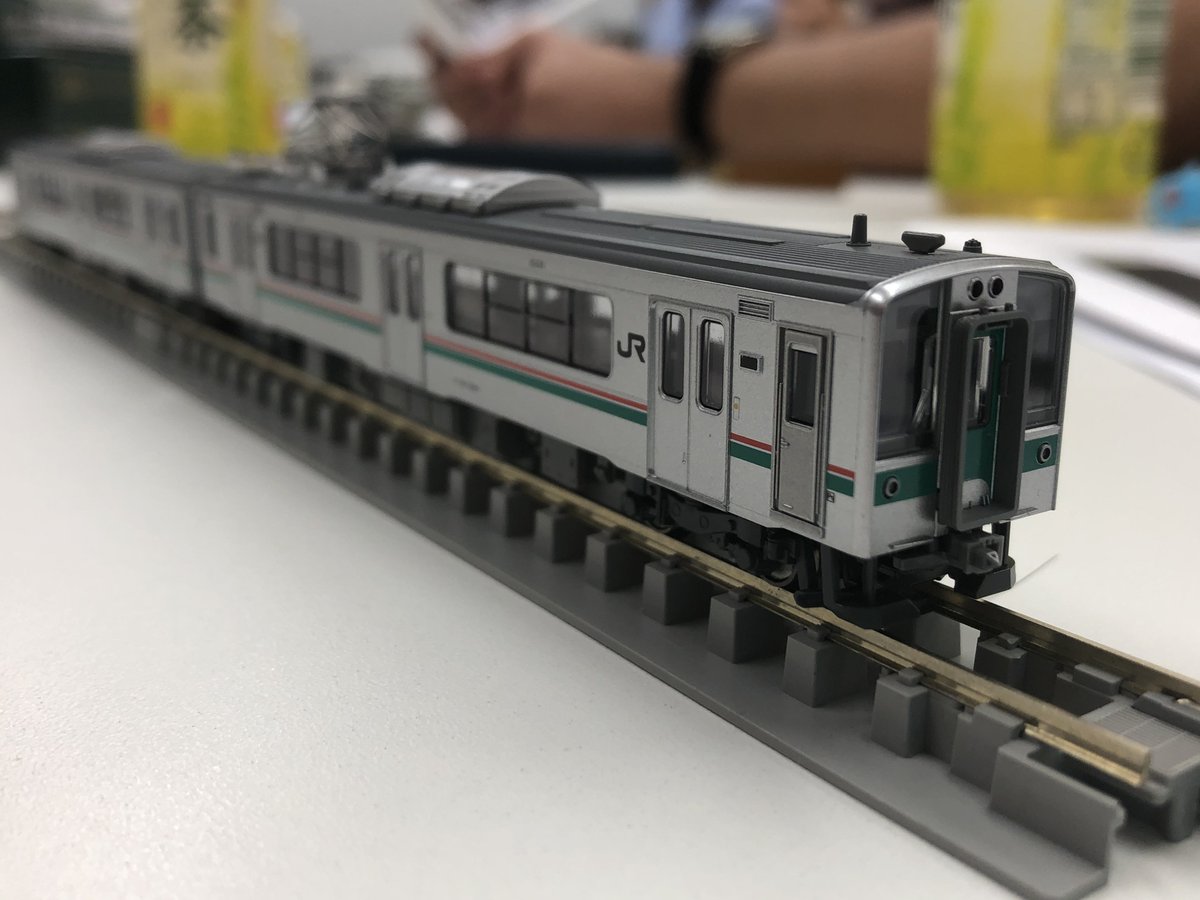 ট ইট র 松本商事株式会社 公式 701系は2両 4両共に完成品の状態です 仙台地区で活躍する彼らですが 乗れたらラッキーと言われるくらい 極端に運用の少ない仙山線区間 そして黒磯駅構内直流化による運用の変更等 意外にも運用 の制限がある車両らしい