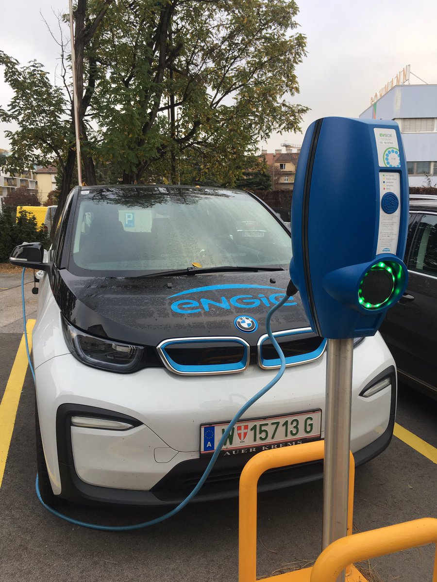KonstantinaPar5's tweet photo. @ENGIEgroup x @evbox in Vienna city 

#emobility #ActWithENGIE https://t.co/nu10Rx6UWl