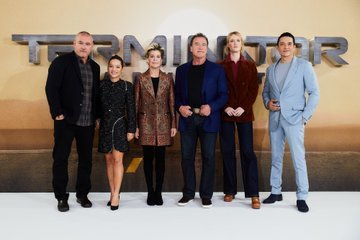 FatesTerminator's tweet image. Seeing the world before they save it: the #TerminatorDarkFate cast visited London as part of the film’s global press tour.