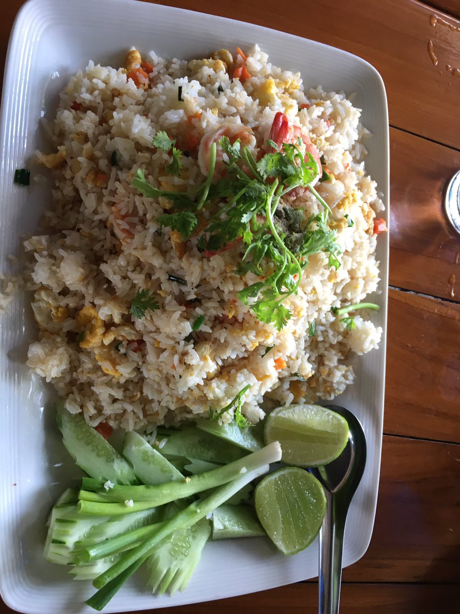 nomtuoy's tweet photo. มาแม่เมาะต้องไม่พลาดร้านนี้ ครัวยุพิณ เทอร์โบคอฟฟี่ อาหารอร่อยมว๊าก เครื่องดื่มเฮลท์ตี้ฝุดๆ มรกต ทับทิม บุษราคัม เจ้าของศิษย์เอกวิทยาลัยอาหารสวนดุสิต #แม่ครัวหัวป่า @aroii @pr_suandusit  @tri333 @thaiteawthai_pk @KritPK3 https://t.co/sgTWFbE7sI