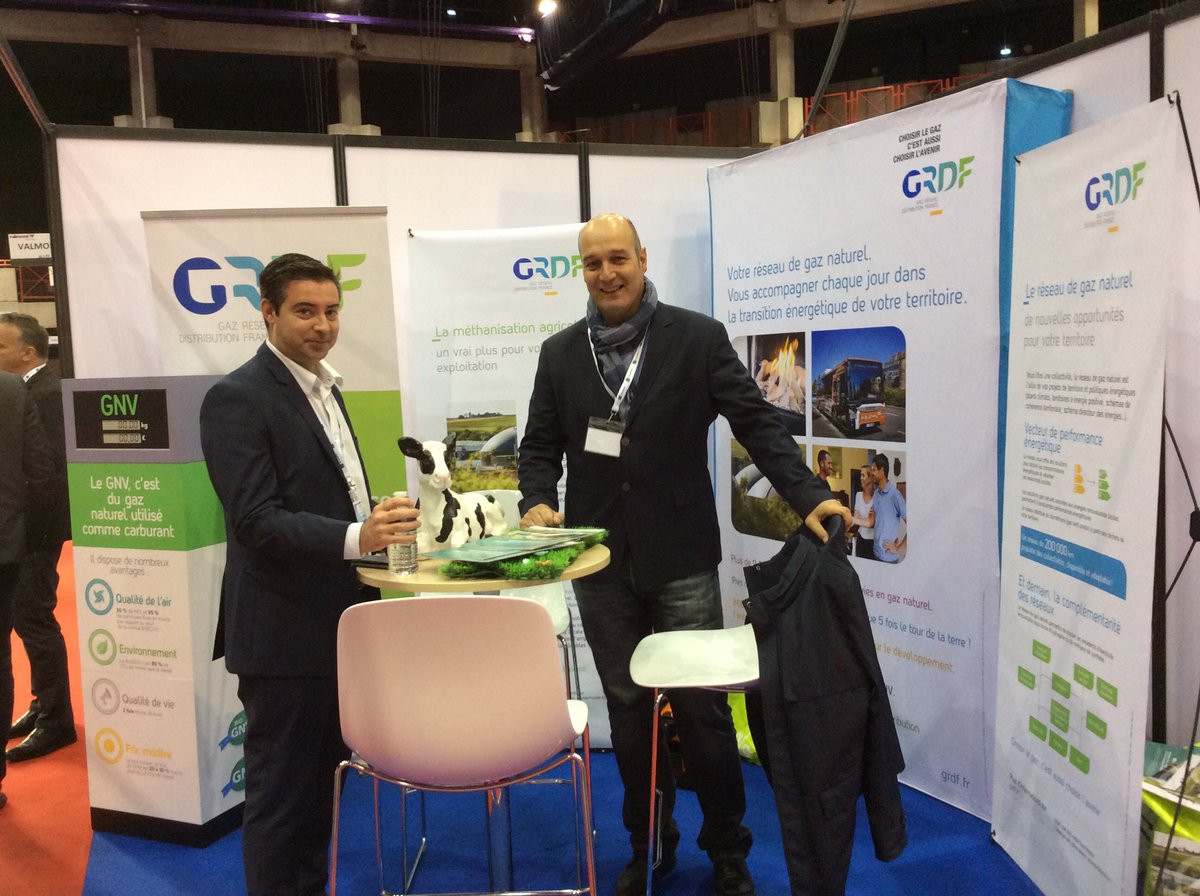 annemarierayna1's tweet photo. #grdf présent au salon des maires à Athanor @Montlu03100 @philippe_gillon @dav_pinheiro pour #GarVert #methanisation https://t.co/N2gk8GVVsw