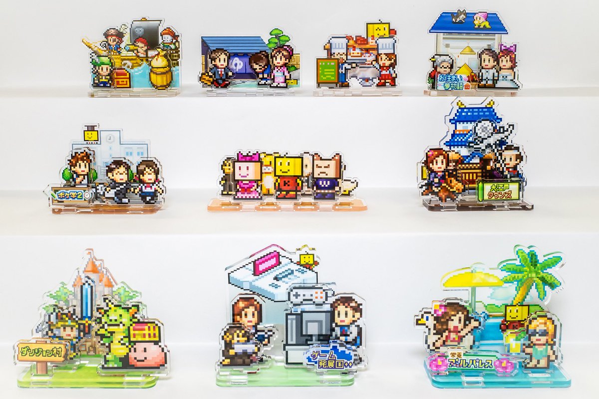 カイロソフト Kairosoft Pap6特設ページ T Co Pmk8htjial アクリルスタンド も種類が増加中 どれが量産されるかはお楽しみにね 両面印刷に成功したので裏は英語なグローバル版だ 差し替えて遊べば君だけのオリジナルゲームのイメージもできちゃう