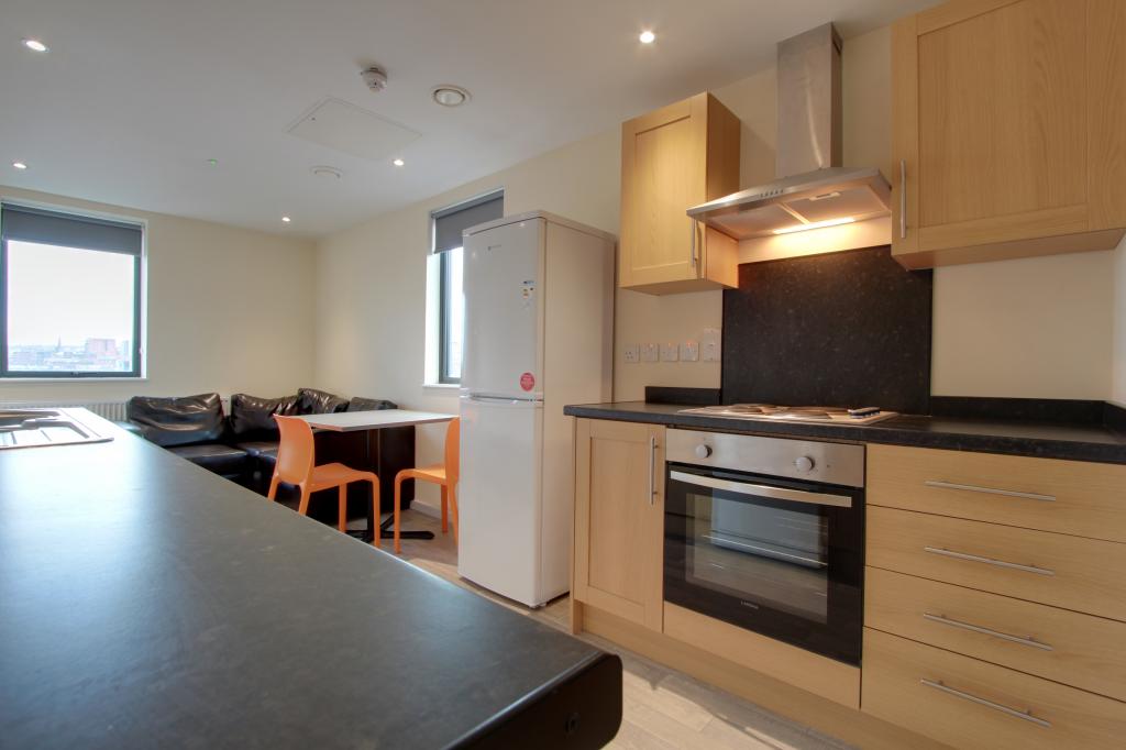 MCRGlobalEdge's tweet photo. * MULTI-UNIT PURCHASERS WANTED *
We're looking for #agents with #investors looking to purchase a number of units in one #development. We've got 11 amazing units left at Metro Apartments, offering #studentpods with 9% NET returns for 2 years in #Sheffield! https://t.co/VA7sKDar2x