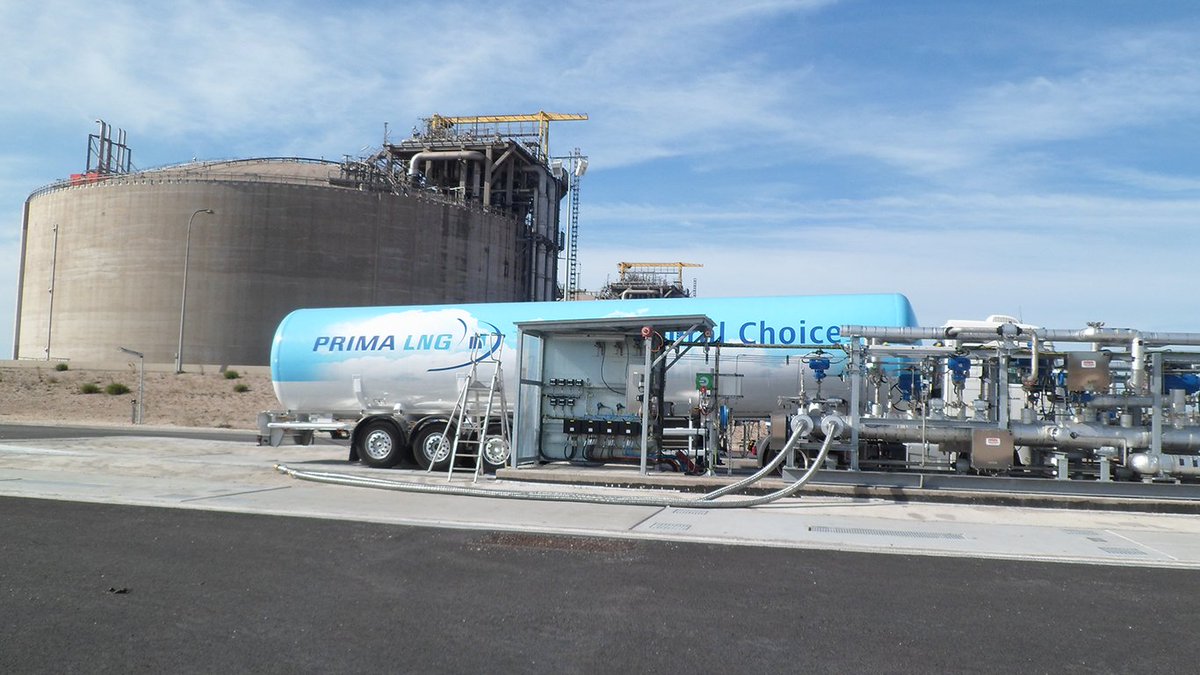 FosmaxLNG's tweet photo. #Hub #GNL de Fos : ouverture de la station de chargement de camions-citernes en #GNL au terminal méthanier de Fos Cavaou. Avec la station de Fos Tonkin, @elengy@fosmaxlng doublent la capacité de chargement de camions-citernes.
▶️https://t.co/AqjQytP3je https://t.co/mRfmJ8INSc