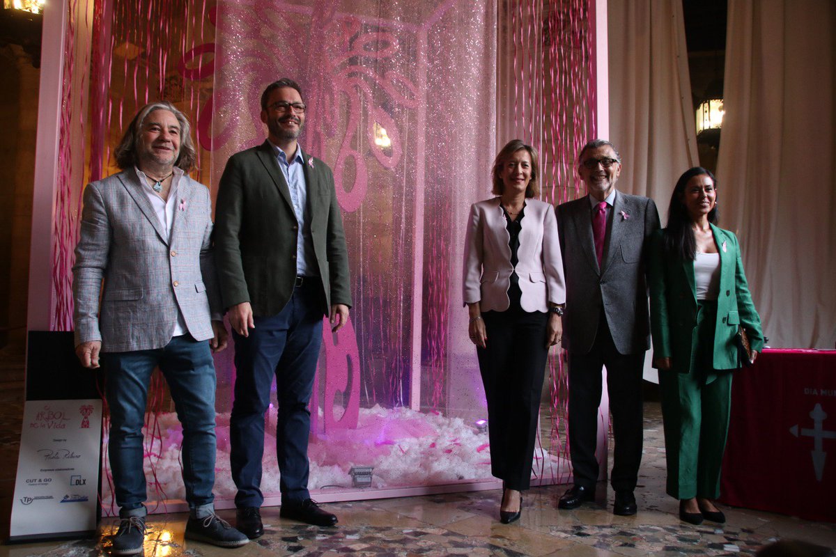 Vull convida-vos a què participeu de l'acció "L'arbre de la vida", que promou @aeccbalears. Vine al vestíbul de l'<a href="/ajuntpalma/">Ajuntament de Palma</a> i deixa el teu missatge de suport per a les persones que pateixen càncer, de ben segur les animarà i ajudarà!!