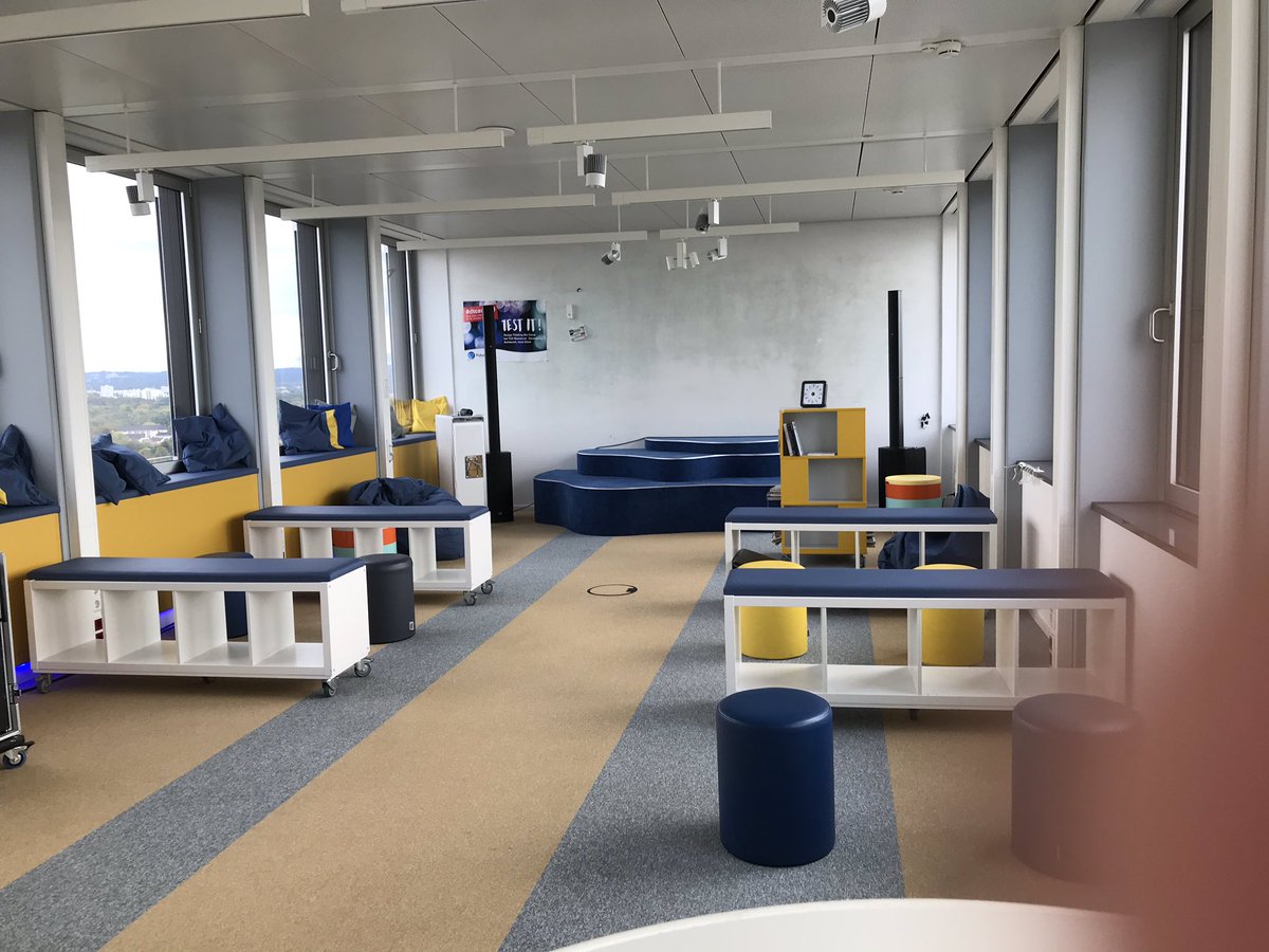 tuvcom_ispace's tweet photo. Die letzten Vorbereitungen für das #dtcamp19 laufen. Wir sind schon voll im #eventmodus und freuen uns auf Euch #designthinking #innovation #trhub @kaiTulrich @stefan1121983 @JensBothmer https://t.co/d3Mg0sM5qV
