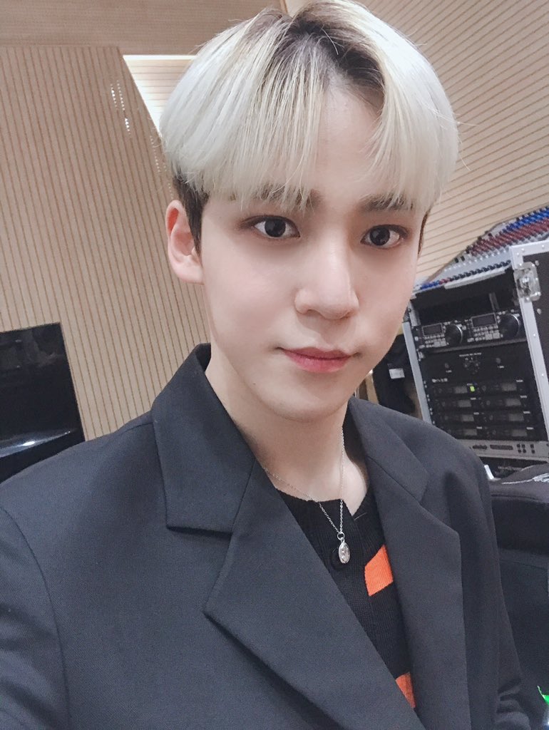 [#윤호] 에이티니!! ❤️❤️ 비타민 윤호가 함께한다는걸 잊지마요!💪💪
#ATEEZ #에이티즈