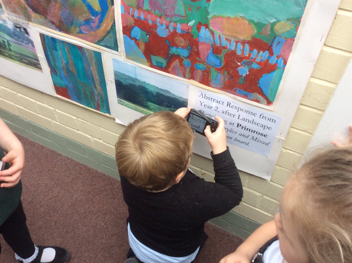 KelsallFriends's tweet photo. Super detective work from #saplings. Exploring the school environment hunting for number 2s, taking photographs when we found them. #numberdetectives #earlyyears #eyfs #Mathematics #numberrecognition #thenumber2 #understandingtheworld https://t.co/FRfSqArz43