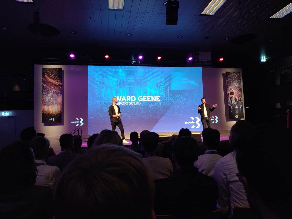 2Basics_NL's tweet photo. Vandaag zijn we (vanzelfsprekend) opnieuw aanwezig in @rotterdamahoy! 

👉 Ogen uitkijken op @RTMgamesweek 
👉 Interessante cases horen op @Esports_Xperts 
👉 Zelf #myfirstblood presenteren
👉 @wardgeene zien shinen

Wie komen we allemaal tegen?🙋‍♂️ https://t.co/UABw4wRFsF