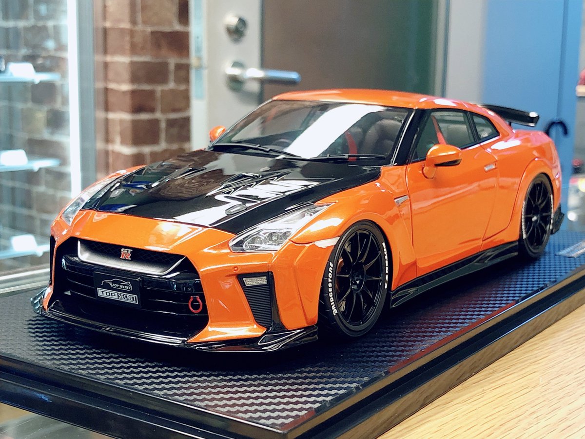 少し豊富な贈り物 イグニッションモデル 1 18 日産 GT-R R35 IG1532 ...