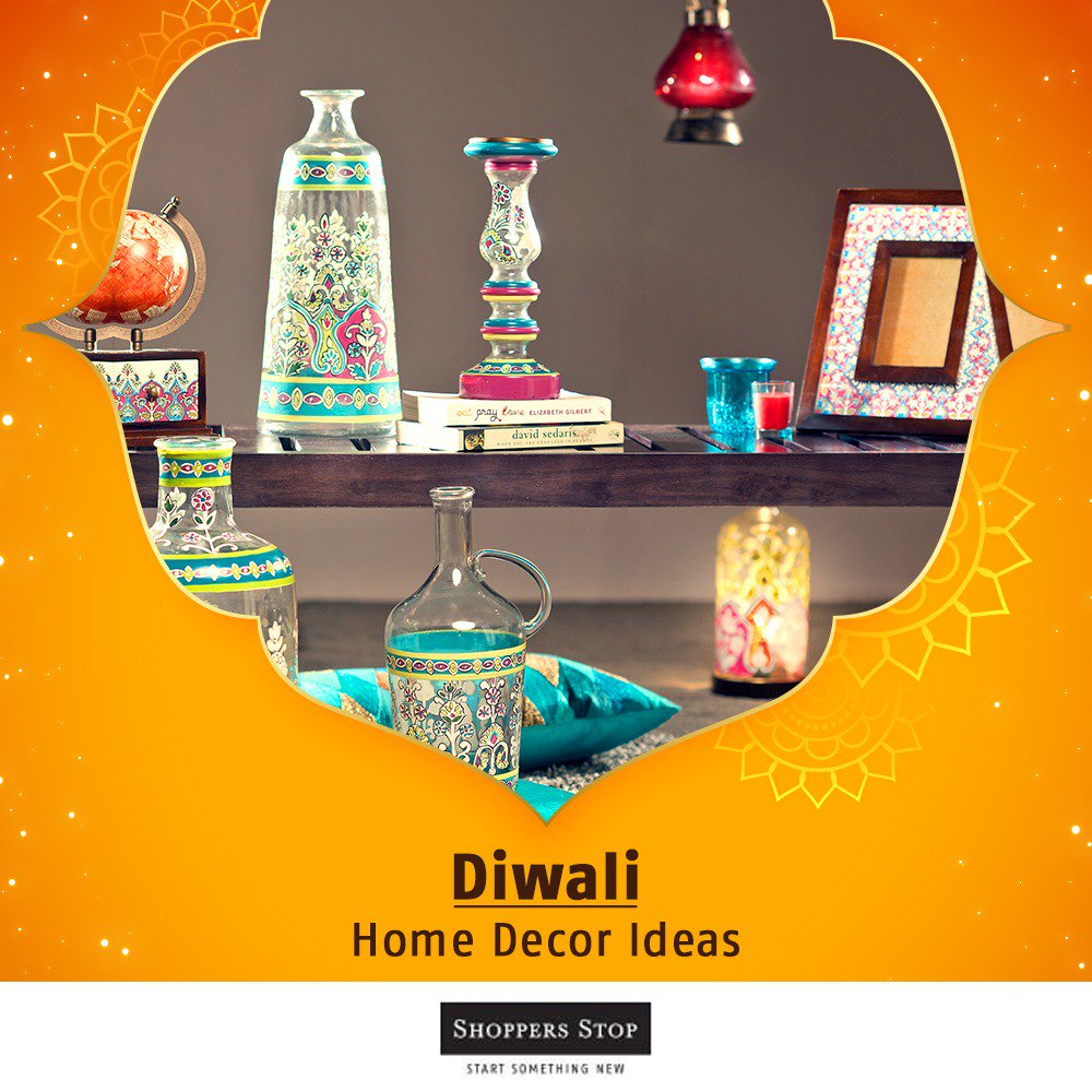 shoppersstop's tweet photo. Diwali is round the corner. Are you trying to get ideas to decorate home for the festive season in a jiffy? Check out these home décor ideas which will lighten up your homes and be guest ready for Diwali.
#DiwaliHomeDecor #DIYHomeDecor #SSStyleHub https://t.co/j2maTRf1pY https://t.co/CbEhNZDTwx
