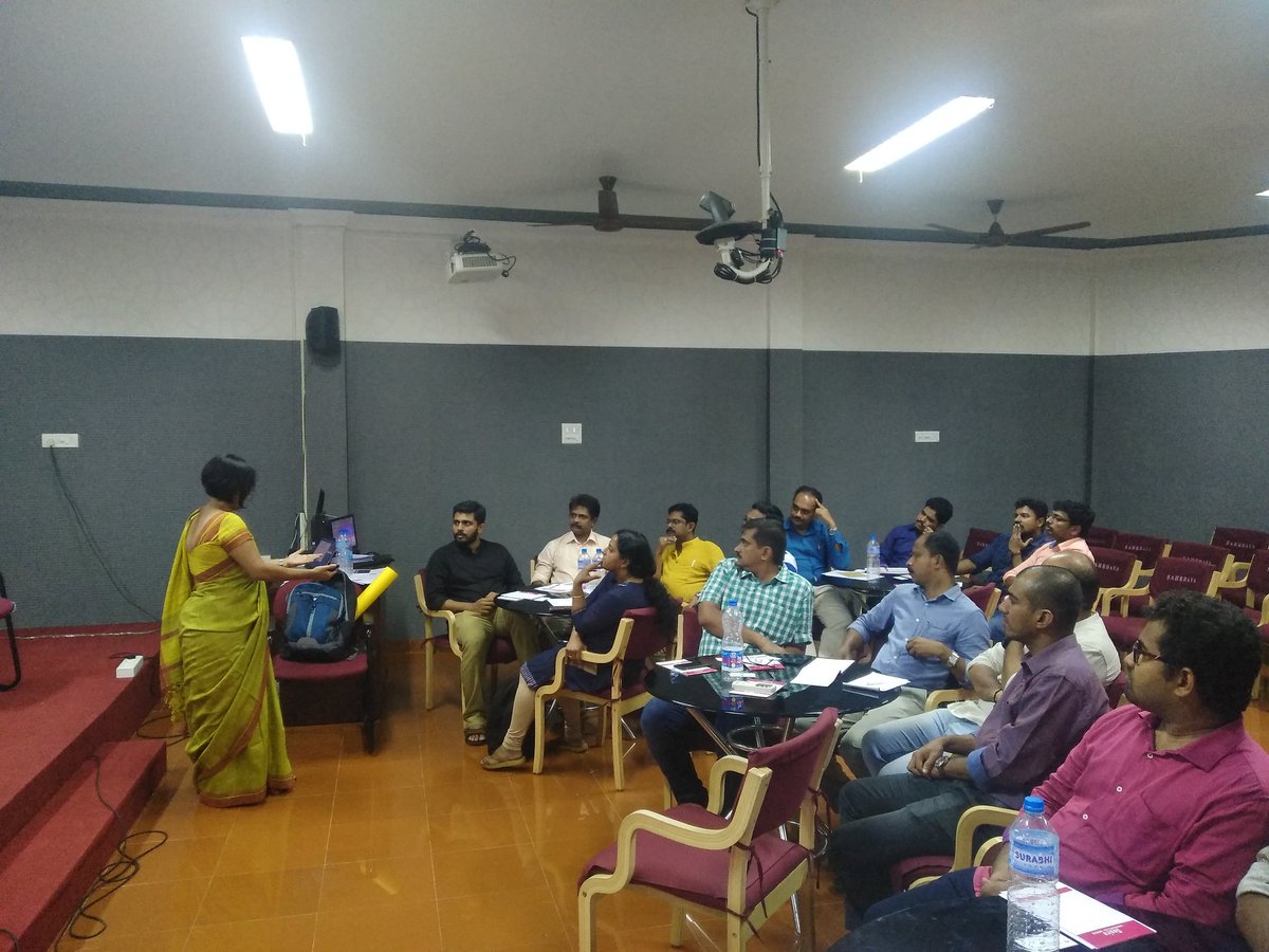 #Startups : first define the problem statement first, IEDCs at <a href="/startup_mission/">Kerala Startup Mission</a> share stories of students working on technology innovation without understanding the problem deeply!
