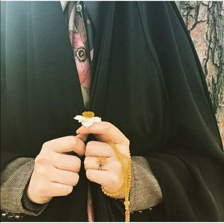 Neda28279039's tweet photo. #حب_الحُسين_يجمعنا 
#فرزندان_میرزا 
یا حسین غریب مادر 
تویی ارباب دل من
یه گوشه چشم تو بسته 
واسه حل مشکل من
.... https://t.co/YGxIhGLPJZ