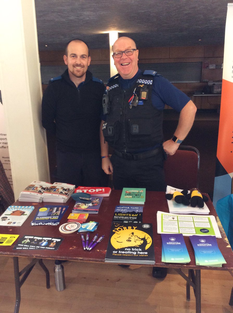 Safergosport's tweet photo. We’re at the #infofest today with @GosportPolice @GosportCouncil and lots of other partners promoting services for people 55+ #gosport #partnershipworking https://t.co/7eX0zwZyS9