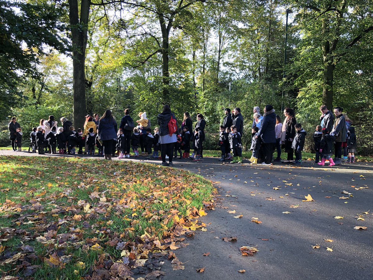 NottsHighIJS's tweet image. What a beautiful morning for an autumn🍂 walk in The Arboretum #somuchmore #FutureWeek #Nottingham