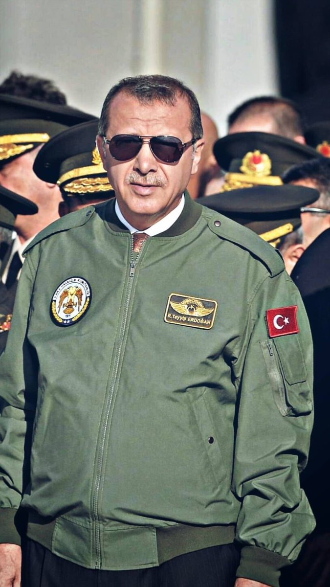 ErsunGeneral's tweet photo. @realDonaldTrump @VP @SecPompeo @RTErdogan Reis 👑🇹🇷 
World leader ERDOGAN https://t.co/CQEaoNkSGz