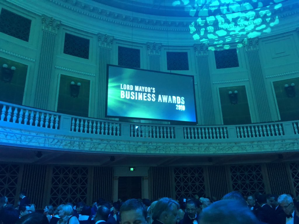 DebSmith1608's tweet image. So privileged to be surrounded by so many talented people at the Brisbane Lord Mayor’s Business Awards #LMBA #pwc