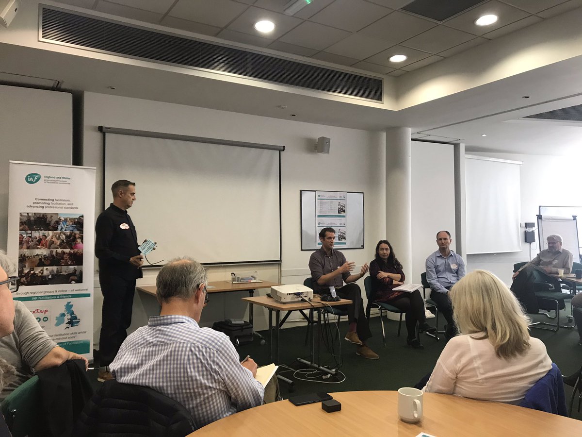 nunesdea's tweet image. Main reason you should hire a facilitator? The dirty word ‘money’. Professional facilitation can saves you a lot. Panel with members of 3 organizations that normally hire facilitators.
#IAFMeetup England &amp;amp; Wales national conference — in Birmingham city centre. #FacWeek