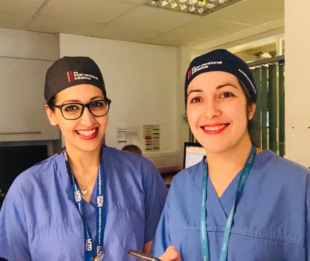 Thank you @sammyrostampour for the theatre hats from @Interventional2 . A great initiative . The team who were also behind #withoutascaplel carrying the banner for #irad  and #imageguidedsurgery @RadiologyChicks @WIIGS2 #IRad