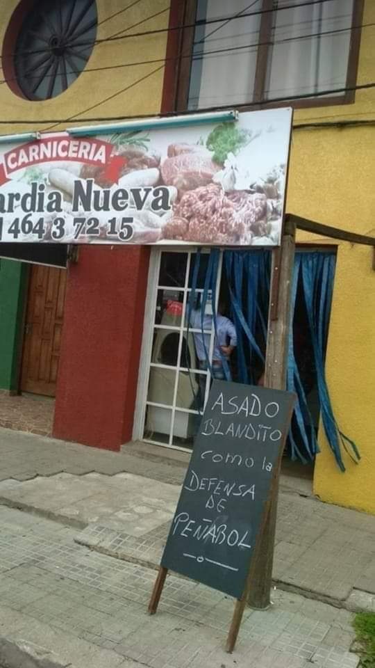 Larregui_Jorge1's tweet photo. Sale asadito de viernes... https://t.co/tkCSefVBWy