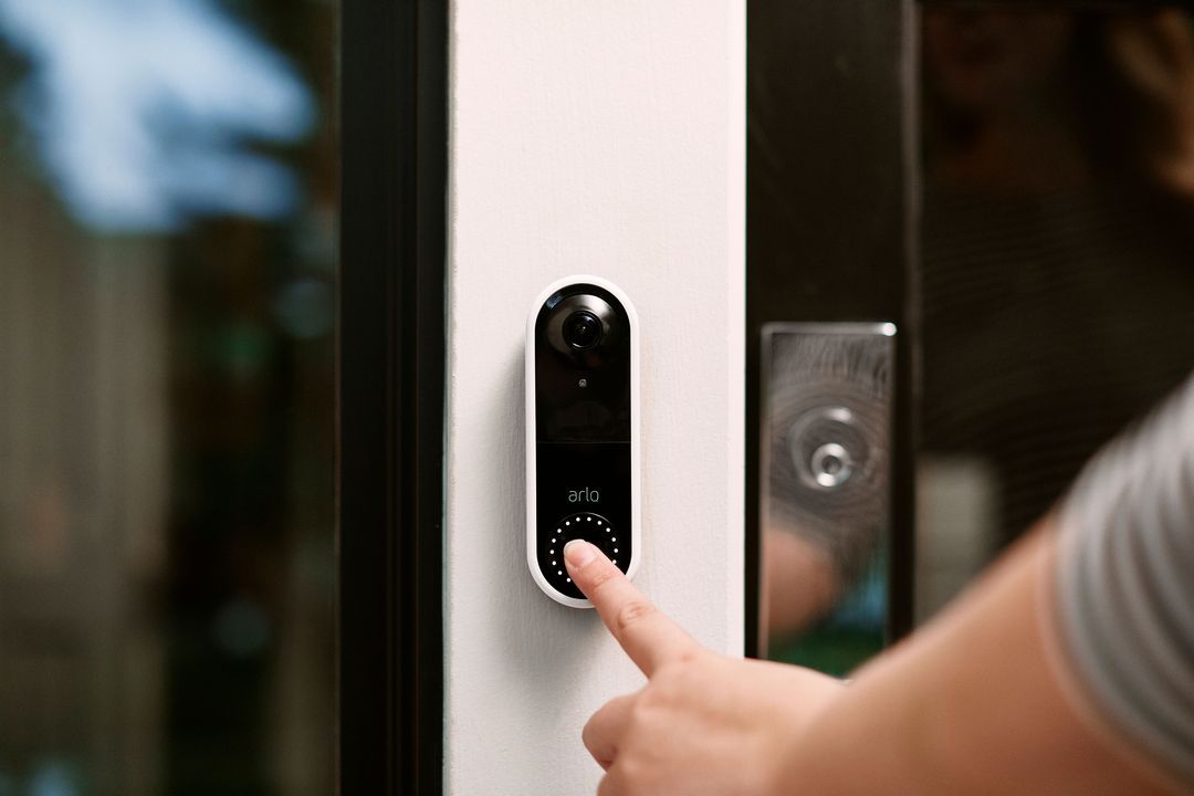 la nouvelle arlo video doorbell alternative à ring