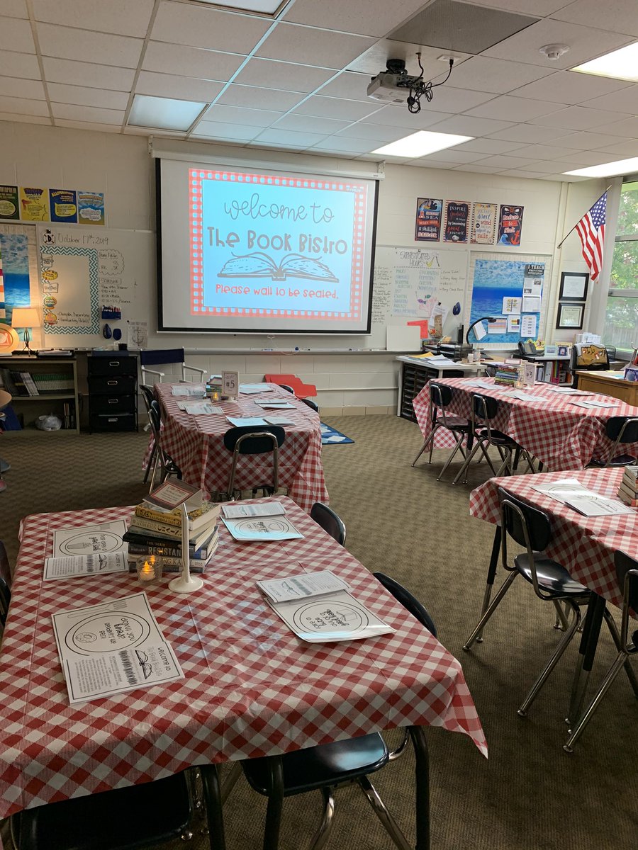mrsmcgrane1's tweet image. Feeding our minds with a Reading Cafe! Learning to select appropriate books, while incorporating student choice! #ilbsd13 #leveledreading @D13Jaguars