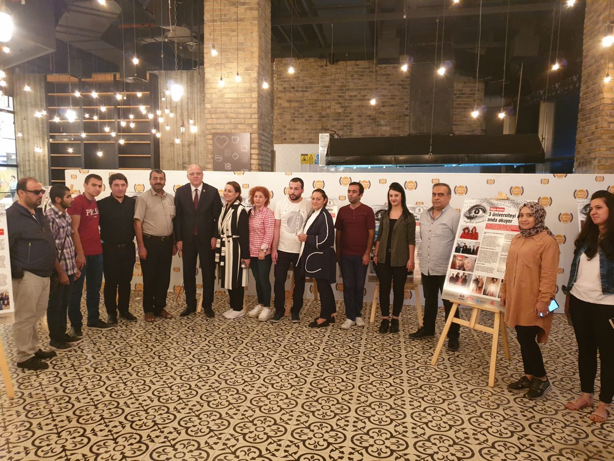 korleri's tweet photo. Ak Parti Gaziantep milletvekilimiz Nejat Koçer ve eşi Füsun Koçer Engel Tanımayanlar isimli sergimizi ziyaret ederek bizleri mutlu etti. Her zaman yanımızda olan vekilimiz ve değerli eşlerine sonsuz teşekkür ederiz. @nejatkocer https://t.co/XyeYYHfksd