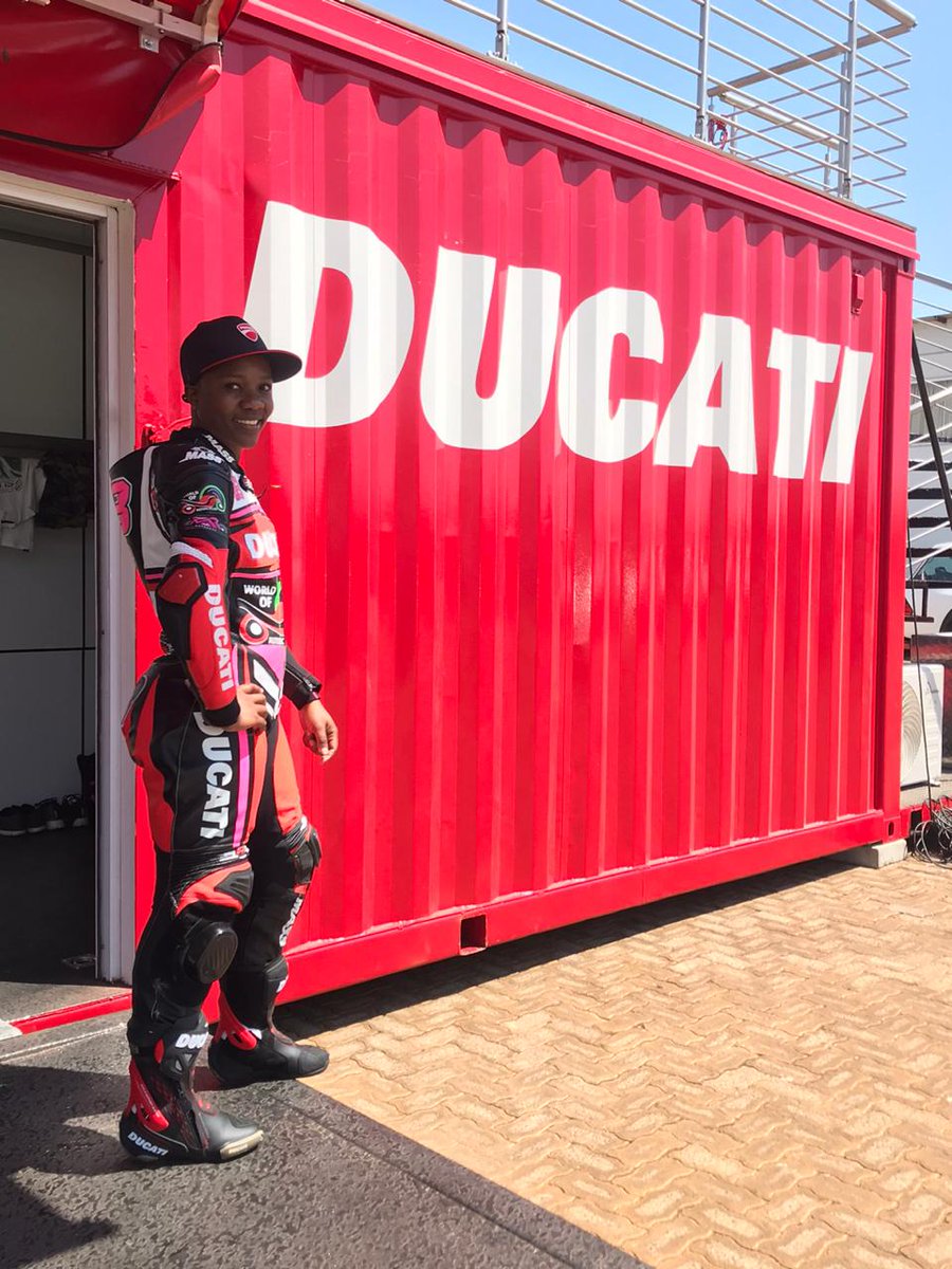 momahope83's tweet photo. Me & Boss Man, trying out of new suits from #masssportssa just in time 4 tomorrow's race. Looking all Factory๐ tnx 2 #DucatiSA & #Worldofmotorcycles.
#Mo83 #thelimpopoexpress #teammorongoaracing @DucatiMotor https://t.co/SP5krukxXE