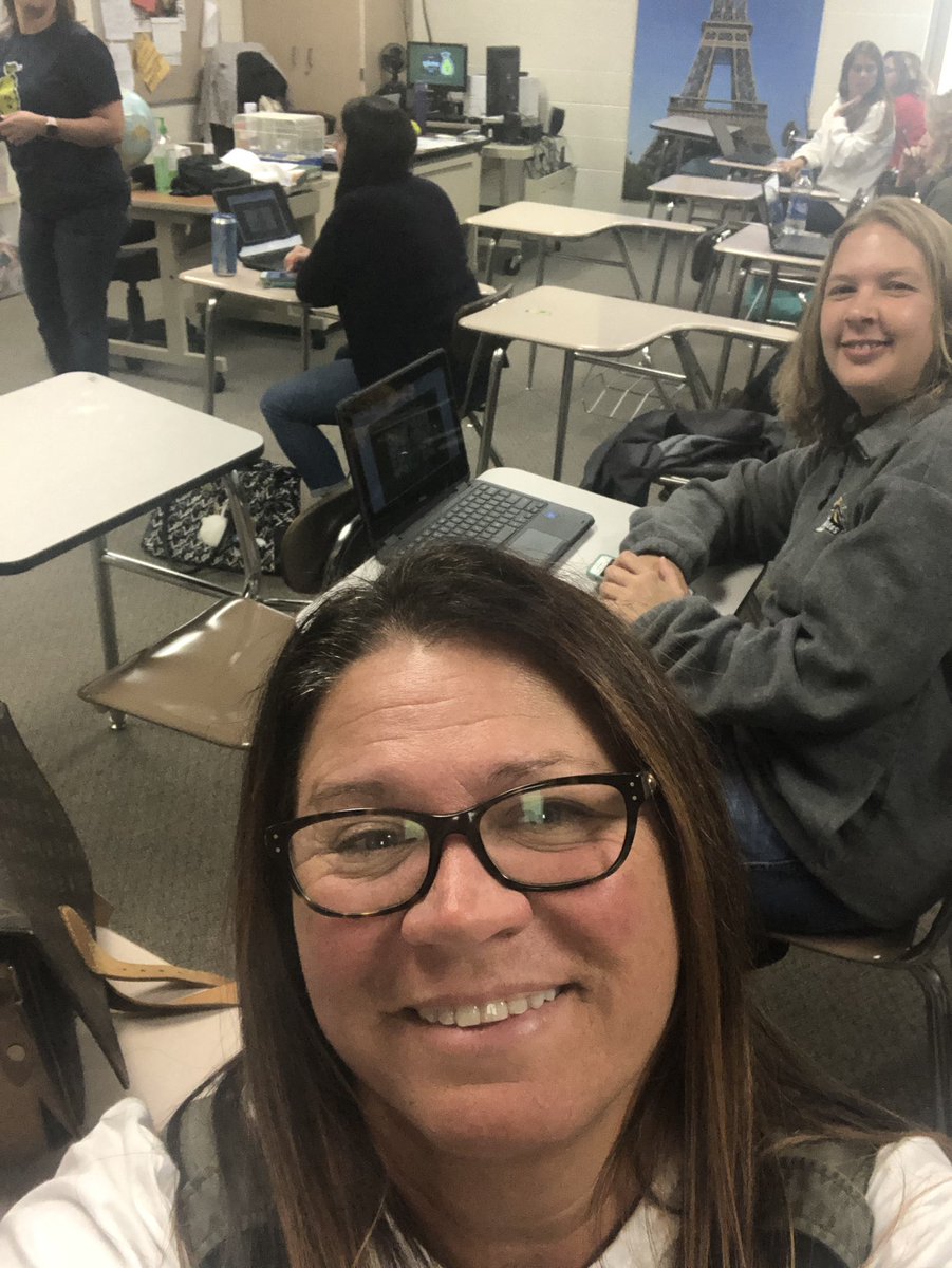 WBHSART2's tweet photo. #learningtogether2019.
@BCESCbrown https://t.co/X5VONkam1c