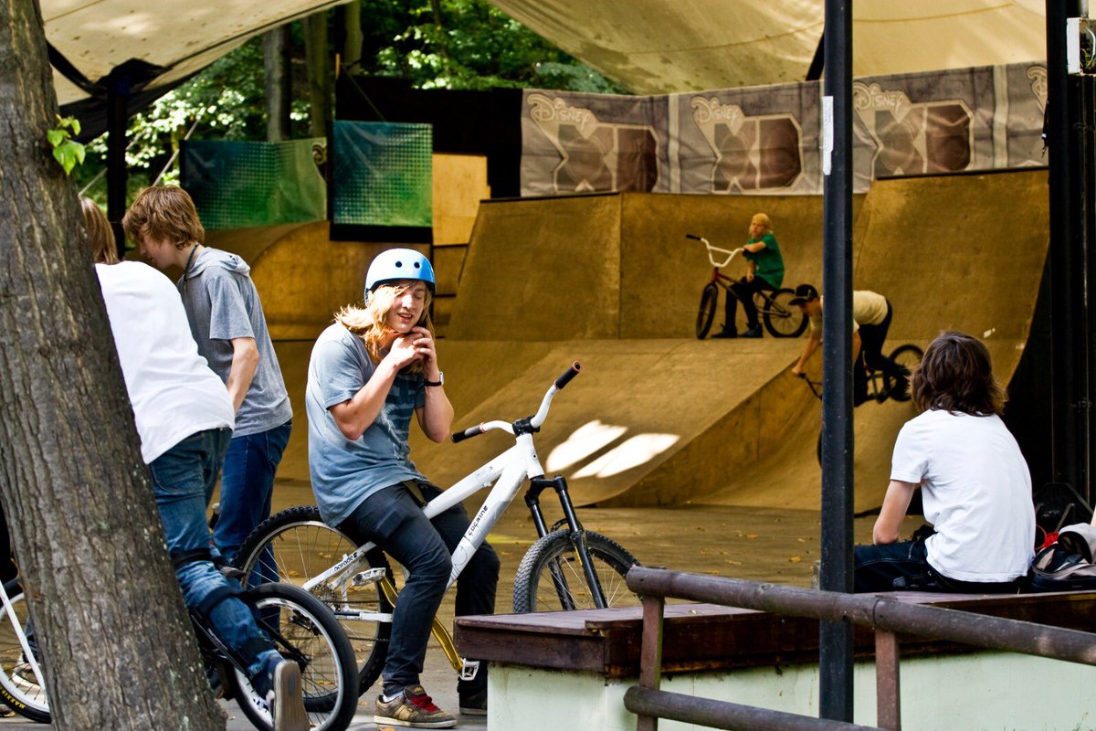 Warszawiacy nie zawiedli i w ramach akcji #IdziemyNaRekord60Procent wykręcili aż 77,07% frekwencji! To niesamowity wynik 💪 Dlatego w <a href="/warszawa/">Warszawa</a>, jak zapowiadałem, w zamian za Wasze zaangażowanie, organizujemy weekend bezpłatnych atrakcji! Więcej: um.warszawa.pl/aktualnosci/st…