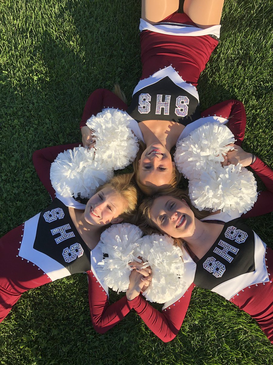MapleMotionDT's tweet photo. Today is the day!! Happy Senior Night to our 3 favorite captains. We love Alyse, Carley, &amp; Olivia, and look forward to celebrating these dancers tonight with their families!!🍁👑🏈 https://t.co/UTlptQ53m6
