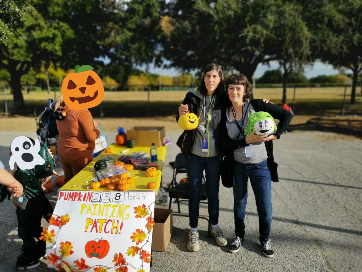 evaflwrs's tweet photo. 2nd grade Team rocking the Fall Festival at @Mount_Auburn Lot's of decorated pumpkins went home yesterday! #MASArocks https://t.co/JFYWz4DTAv