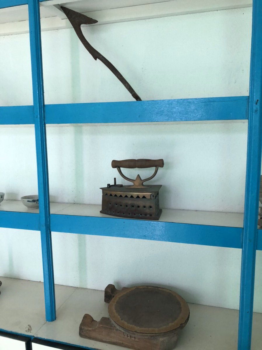 QariRiyaz's tweet photo. Kanditheemu museum.
Kanditheemu ge Aasaaruthah, Rashah araafaibaa faraaithakaai fahuge dhareennah fennaane hen rakkaakurevi faivaa muhimmu markazeh.
#Mihaarunews #Raajje_tv #raajjemv #sunbrk #VaguthuOnline https://t.co/mzvNAajvk7