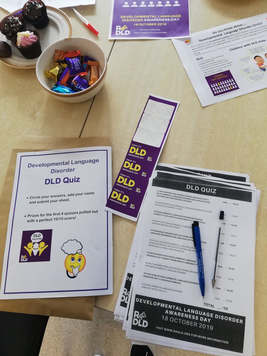 DLD quiz time (with a side of sugar!) in St John's N.S in Drogheda! 💜💛 Raising the awareness of DLD among teachers - approximately 2 in every class of 30 are affected. <a href="/iaslt/">IASLT</a> <a href="/RADLDcam/">RADLDcampaign</a> #DevLangDis #DLDYouAndMe