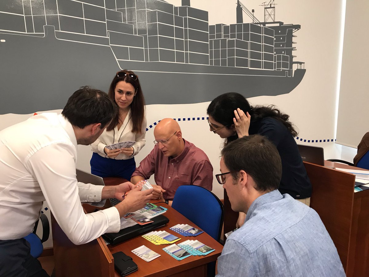 corealis_eu's tweet photo. We keep believing that play 🧮 is the highest form of research👩‍🔬👩‍🏫! @corealis_eu team is playing the updated version of the #Portsofthefuture #SeriousGame during the 4th plenary meeting in 📍@FValenciaport introduced by @deltares colleagues #YingrongWen #WiebedeBoer ! #H2020 🇪🇺 https://t.co/2lFWvPhsE1