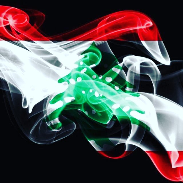 rains_s's tweet photo. #لبنان_ينتفض https://t.co/b1kxmm7v1n