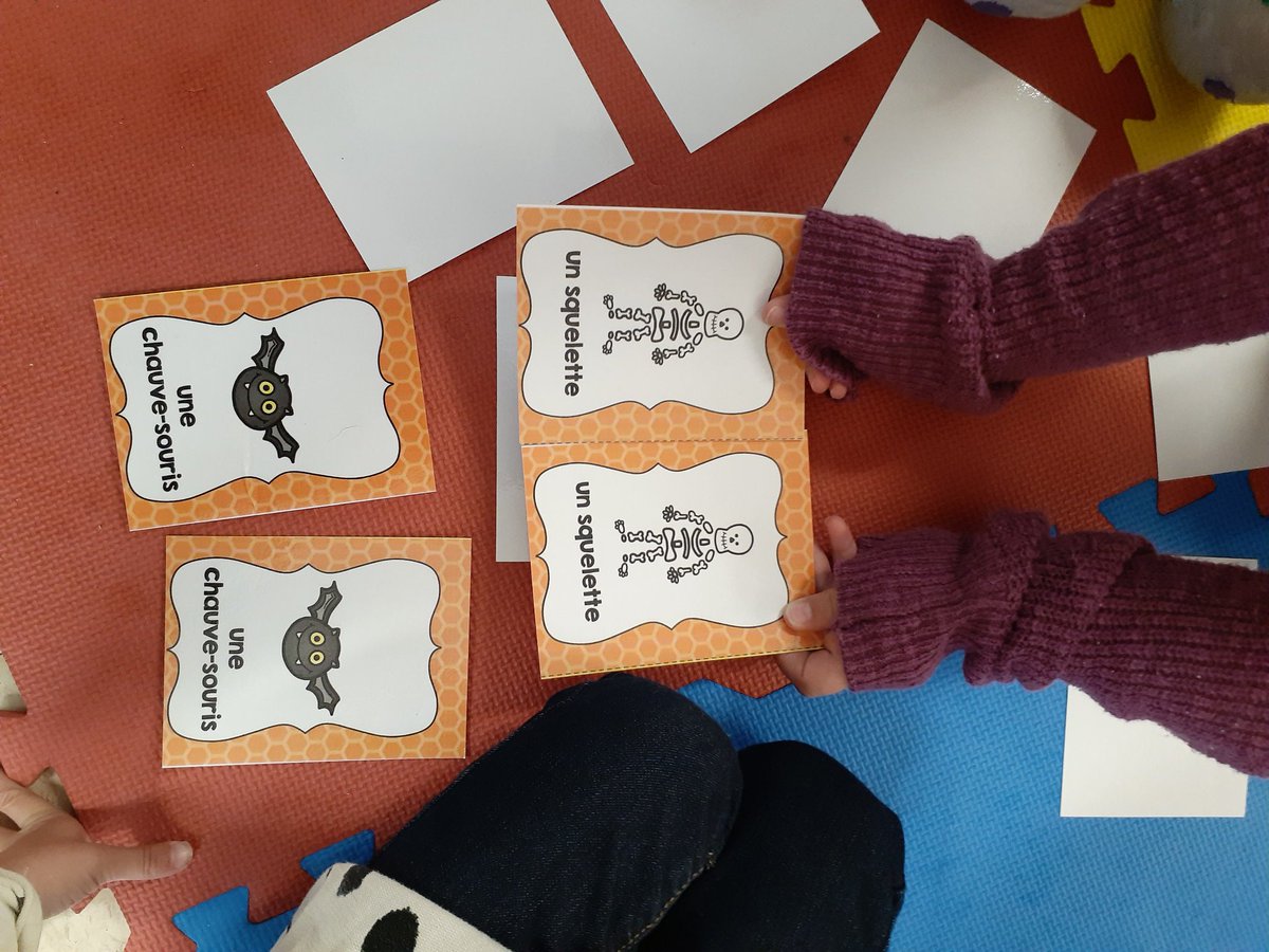 AubeBryanna's tweet photo. Jeu de match d'Halloween! 👻 #PSSLearning @ASDWLimelight https://t.co/htbTsqFbN4