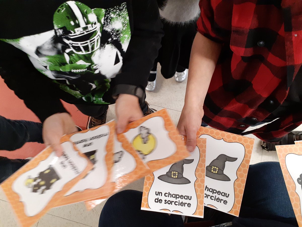 AubeBryanna's tweet photo. Jeu de match d'Halloween! 👻 #PSSLearning @ASDWLimelight https://t.co/htbTsqFbN4