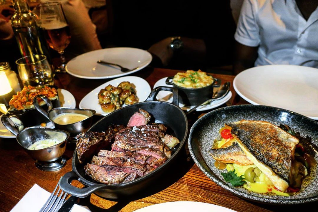 Look at this Galician feast 😍 awesome shot from @iluv2eattoo 
-
This could be you by dropping us a call on 0141 406 9880 and booking a table