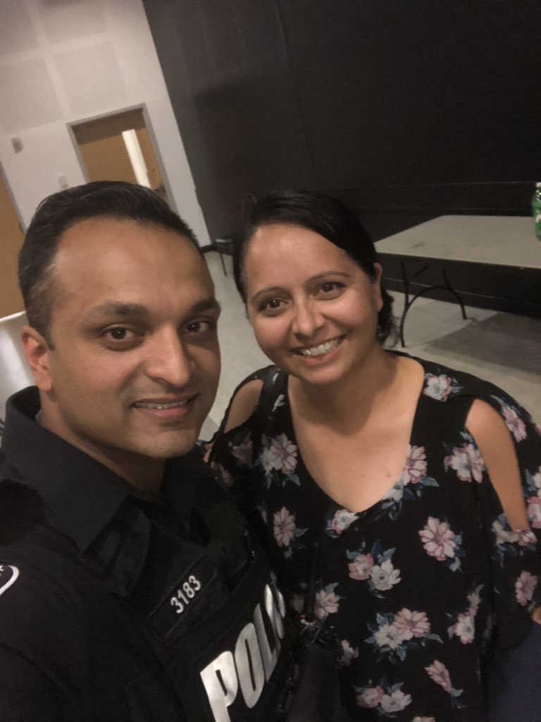 Great townhall meeting in Brampton the other day and meeting the great officers of our Region and our new Chief @ChiefNish @OfficerMooken @RadRosePRP 

@ChiefNish I still take more selfies lol :) it was great to meet you all in person.