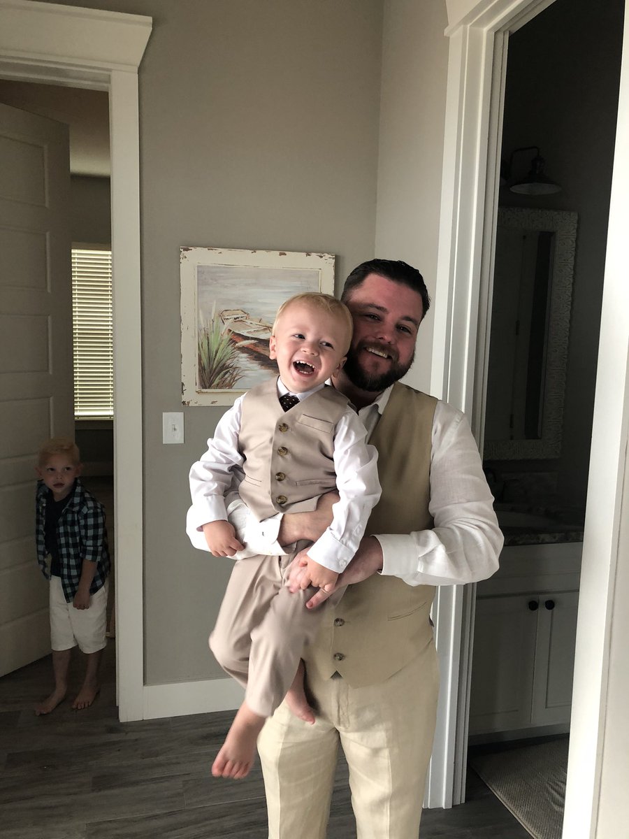 BCSticks's tweet image. Well #BoomerSooner nation, it’s official. I’m a married man.