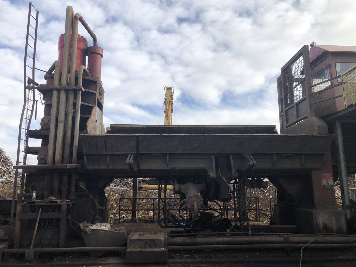 Maemax_ca's tweet photo. Today we are starting the shear head rebuild on a Harris shear. https://t.co/RZMe8yfb0B