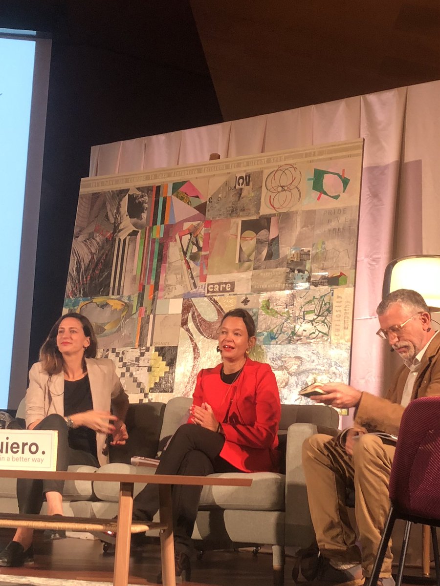 fdnc_es's tweet photo. .@isabellelegalo “la cultura tiene que reconquistar su espacio en los medios de comunicación y desde la Fundación apostamos por apoyar narrativas positivas frente al futuro porque el pánico paraliza”. #LaRevoluciónDeLasEmociones #SBMadrid19🚀 https://t.co/nELXChVOZu