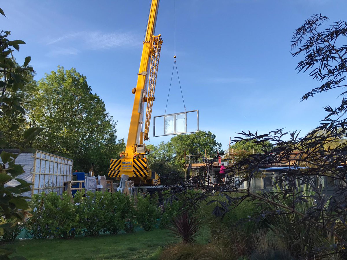 OWAL_Architects's tweet photo. Windows being lifted in today at our off-site fabricated new home in Shepreth, Cambridge. Great to see the client get excited about this project milestone! #modulardesign #modularconstruction #offsiteconstruction https://t.co/EZmBP8R114